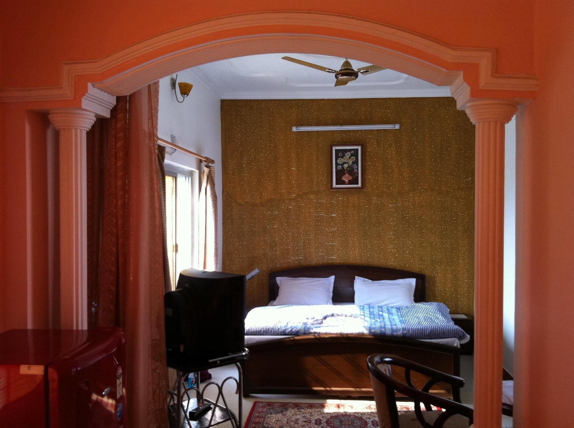 Vashishth Guest House Risikés Kültér fotó